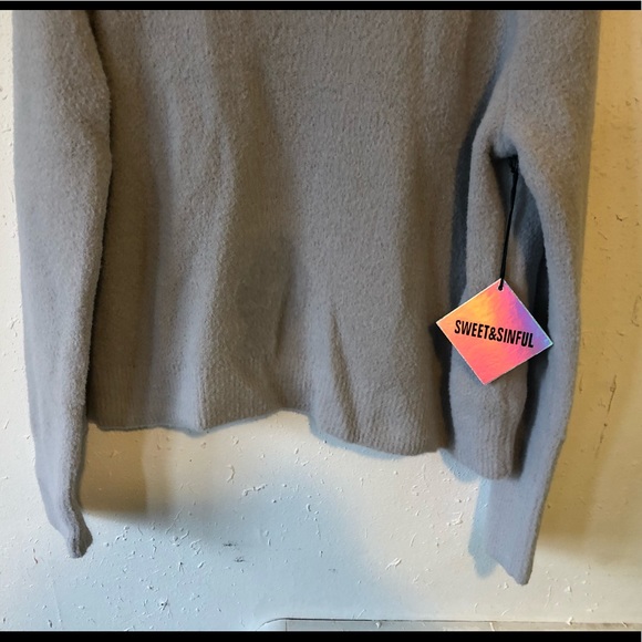 Soft Comfy Brand NWT Sweet&Sinful Sweater Top L - Picture 3 of 7